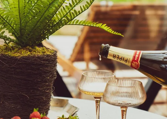 Villa Kuul - Luxury Domes