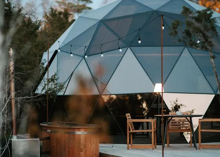 Kuul - Luxury Domes Villa Virtsu